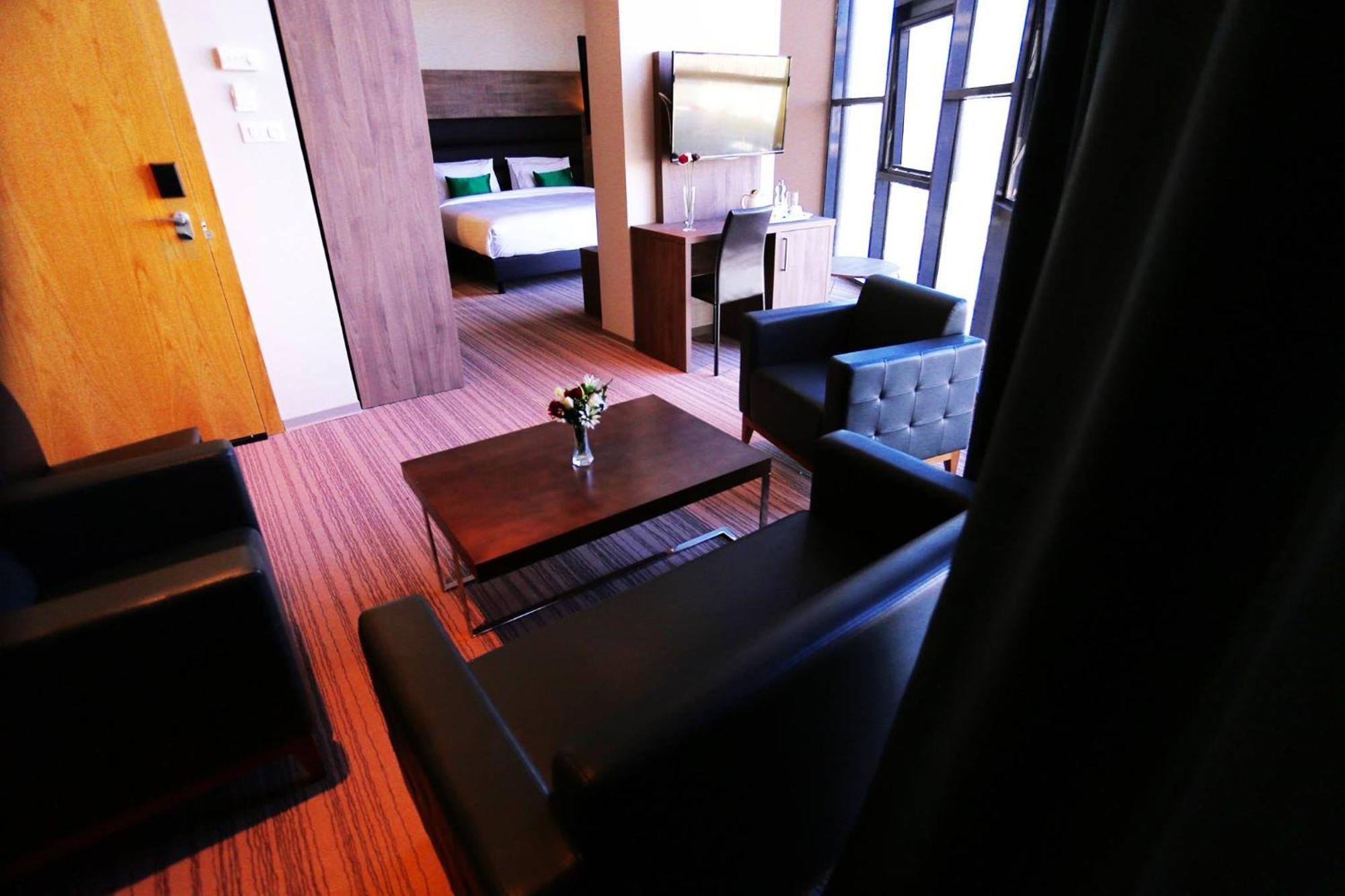 Le Zenith Hotel ออราน ภายนอก รูปภาพ
