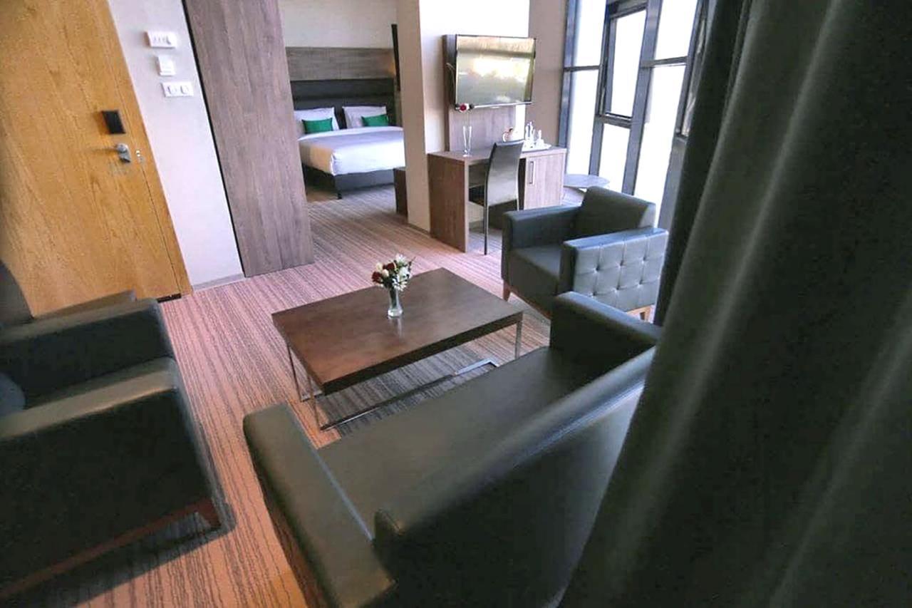 Le Zenith Hotel ออราน ภายนอก รูปภาพ